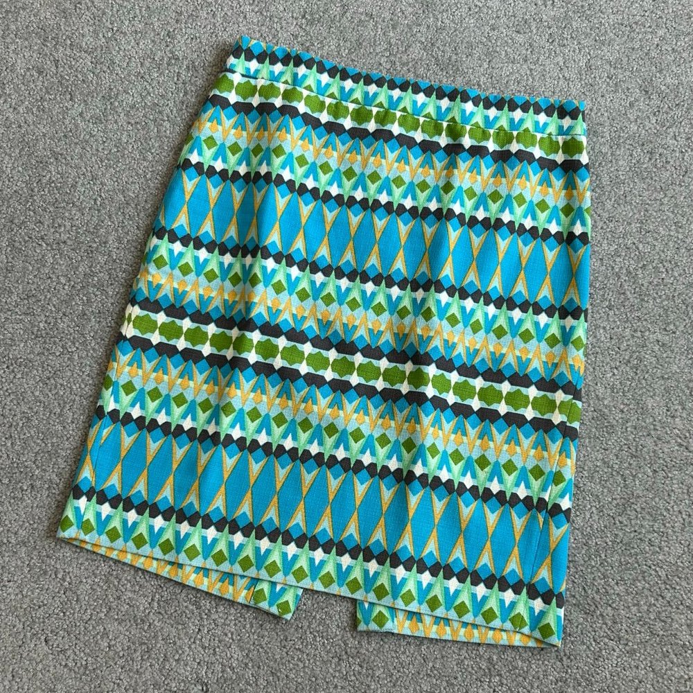 - J. Crew The Pencil Skirt Geometric Print 100% Cotton Summer Colors US2 - A1360